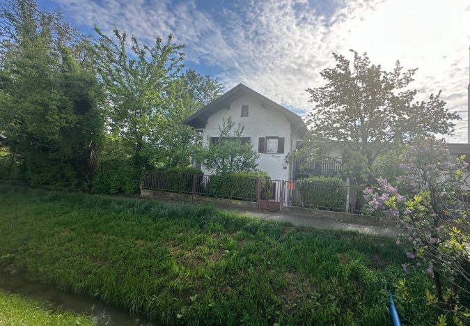 Kuća sa tri etažirana stana, Sokolska ulica, Zagreb (Prodaja)
